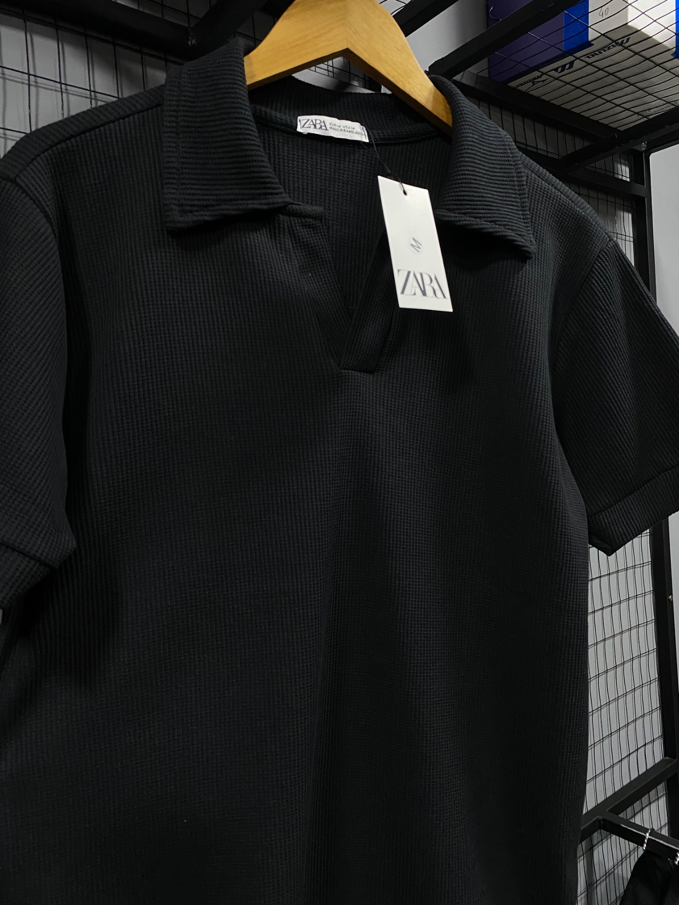 CAMISA ZARA PRETA TEXTURIZADA