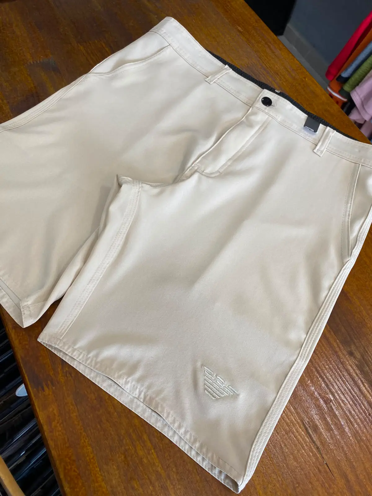 BERMUDA SOCIAL ELASTANO ARMANI EXCHANGE BEJE